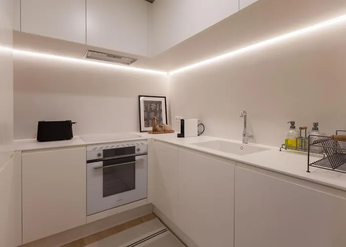 Flh Cais Sodre Artsy Flat ליסבון